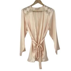 VTG Victoria's Secret Gold Label Elegant Light Pink Robe with Cream Lace Trim